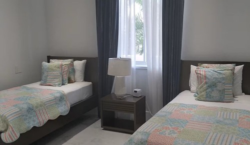 Luxury Apartment, 2 Bedrooms, Kitchen, Ocean View