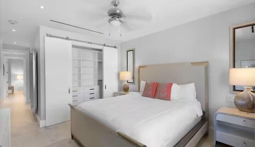 Luxury Apartment, 2 Bedrooms, Kitchen, Oceanfront