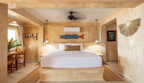 Premium Studio, 1 King Bed, Beach View, Beachfront