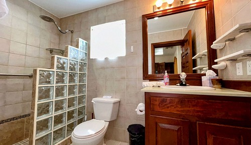Apartment, Smoking