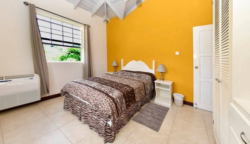 Apartment, 2 Bedrooms, Terrace, Garden View