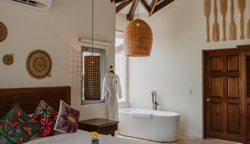 2 Bedroom Home (not on beach)