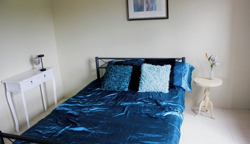 Comfort Room, Mountain View