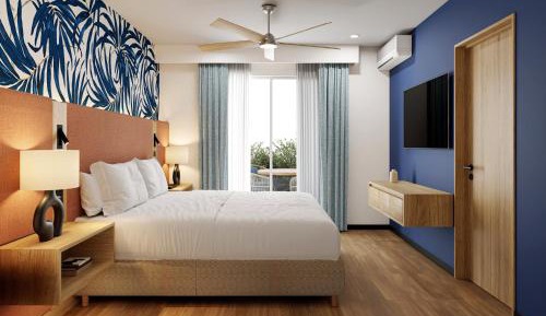 One-Bedroom King Suite