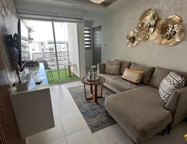 Three-Bedroom Apartment with Balcony
