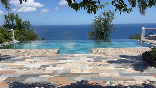 Villa with Sea View