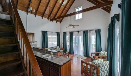 Villa - Beach Front