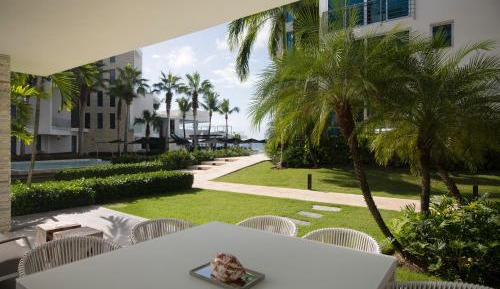 Three-Bedroom Suite with Balcony and Ocean View