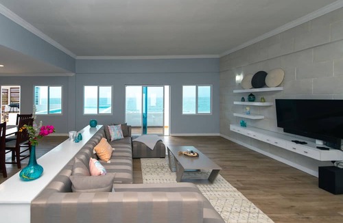 Fort Jeudy Villa | Miles Away Villa