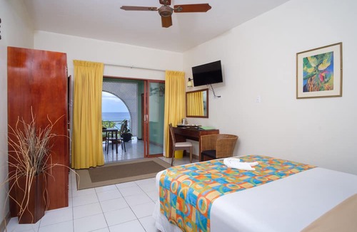 Ocho Rios Hotel | Hibiscus Lodge