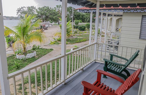 Little Bay Cottage | Little Bay Hideaway