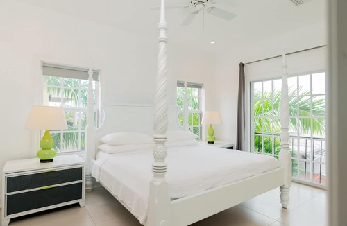 Jolly Harbour Apartment | Colibri Court