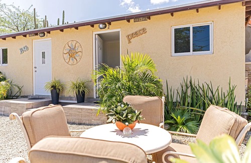 Palm Beach Apartment | Love and Peace Vacation Rental Aruba