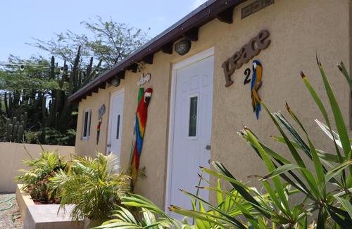 Palm Beach Apartment | Love and Peace Vacation Rental Aruba