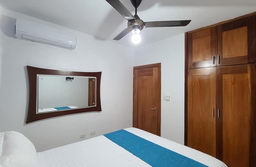 Santiago Province Apartment | Torre de lujo con piscina y seguridad