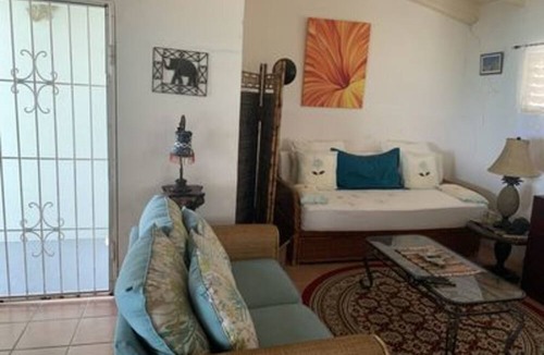 Paradise View Apartment | 2-bedroom Apartment With Seaviews