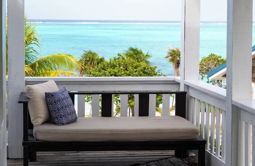 Whitby Hotel | Pelican Beach Hotel
