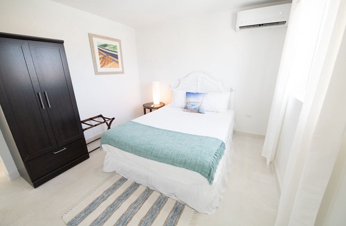 Pos Chiquito Apartment | Beachfront Bella Horizonte 1