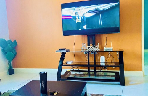 Saint Andrew Apartment | Modern Comfort Suites