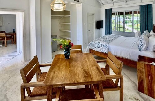 Orange Bay Hotel | The Yellow Bird