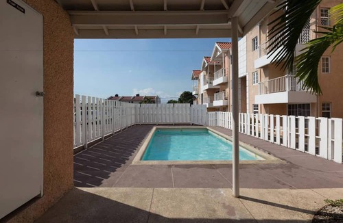 Barbican Apartment | Kgn Most Centrally Located One Bdrm II