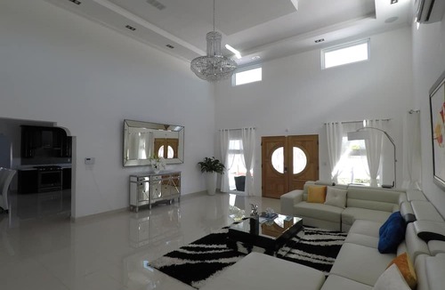 The Bight Villa | The White House TCI