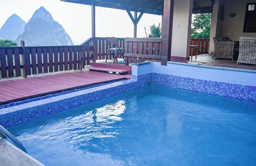 Palmiste House | Piton Villa Deck