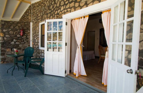 Clifton Hotel | Kings Landing Hotel