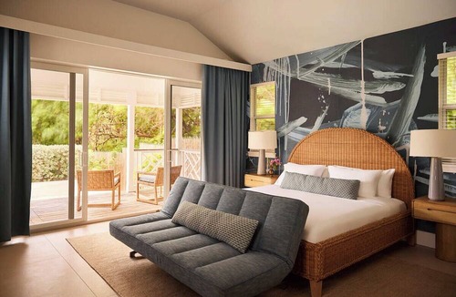 Dunmore Town Apartment | Coral Sands Villa w/Private Pool Steps to the Beach & Full Resort Amenities