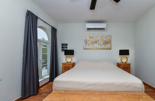 Santa Cruz House | Picaron Villas in Santa Cruz