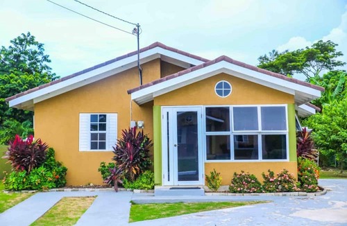 Mammee Bay Apartment | Drax Hall Pool Gym Gated Tennis Kidsplygrnd 304