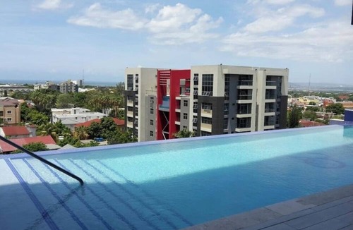 Saint Andrew Apartment | Apartment with roof top pool