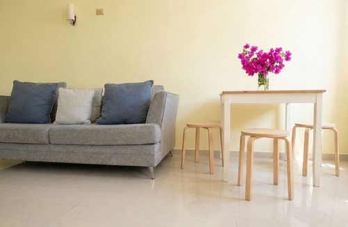 Costambar Apartment | Costambar Ocean Breeze - Beachfront Apartment With Pool