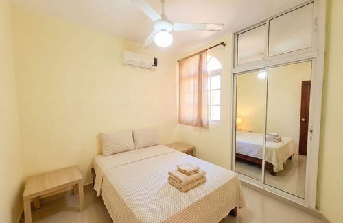 Costambar Apartment | Costambar Ocean Breeze - Beachfront Apartment With Pool