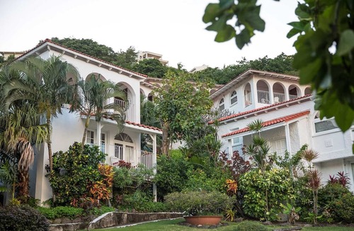 Morne Rouge House | Suite, 1BR at Mount Cinnamon, Enjoy Sea Glimpses and Breeze on Balcony