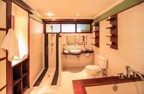 Gros Islet Villa | Amazing Villa with 5 Bedrooms