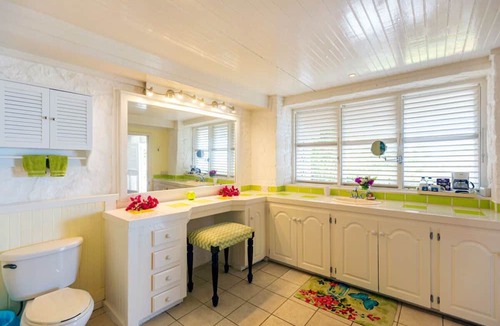 Mamin Villa | 2 Bedroom Villa with Beautiful Views