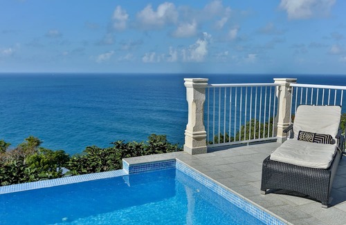 Sea Breeze Hills Villa | Cayman Villa - Contemporary 3 bedroom Villa with Stunning Ocean Views 3 Villa by RedAwning