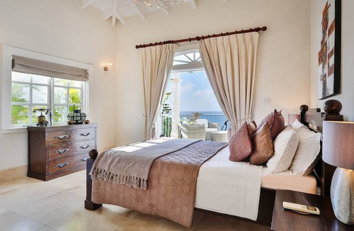 Sea Breeze Hills Villa | Cayman Villa - Contemporary 4 bedroom Villa with Stunning Ocean Views 4 Villa by RedAwning