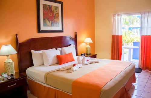 Rodney Bay Hotel | Bay Gardens Inn