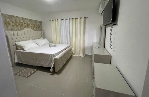 San Francisco de Macoris Apartment | Lujoso apartamento con jacuzzi privado