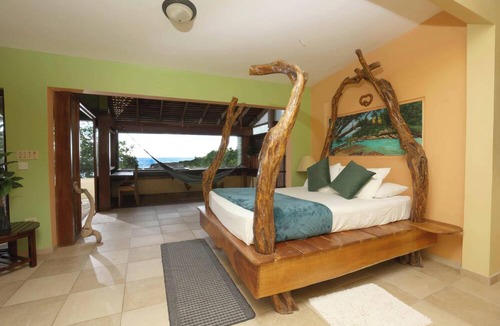 Robins Bay Resort | Blessings at Strawberry Fields