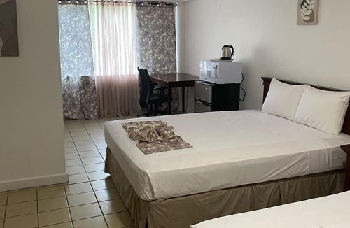 Ocho Rios Hotel | Pineapple Court Hotel