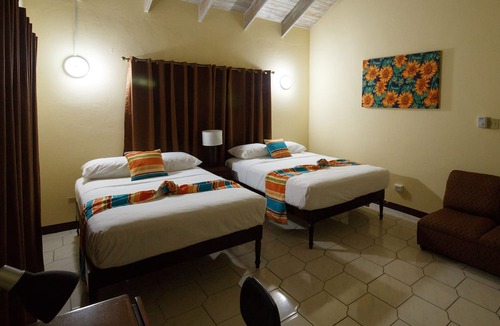 Beverly Hills Hotel | Jasmine Inn