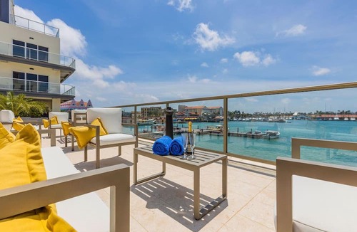 Oranjestad-West Condo | Harbour House