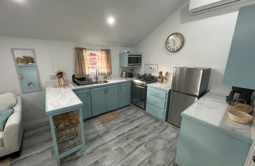 Rodney Bay Cottage | Cozy Caribbean Cottage only a stone’s throw away from beach!