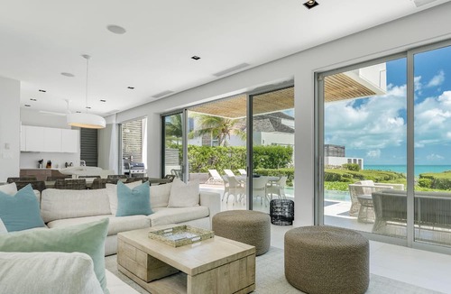 Long Bay Hills Villa | Long Bay Beach Club