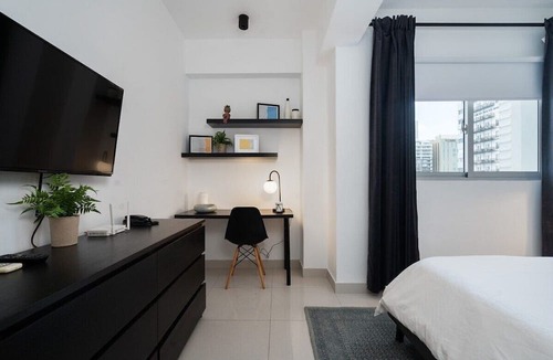 Downtown Santo Domingo Condo | KingBed-BestLocation-WiFi-Gym-CityView-YellowKey*