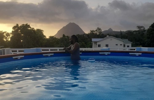 La Fargue Apartment | Tranquility Suites- Feels like home