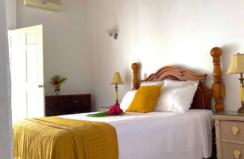 St. John's Cottage | The Greenside Cottages - Private Tropical Garden - Residential area 5 mins from the beach